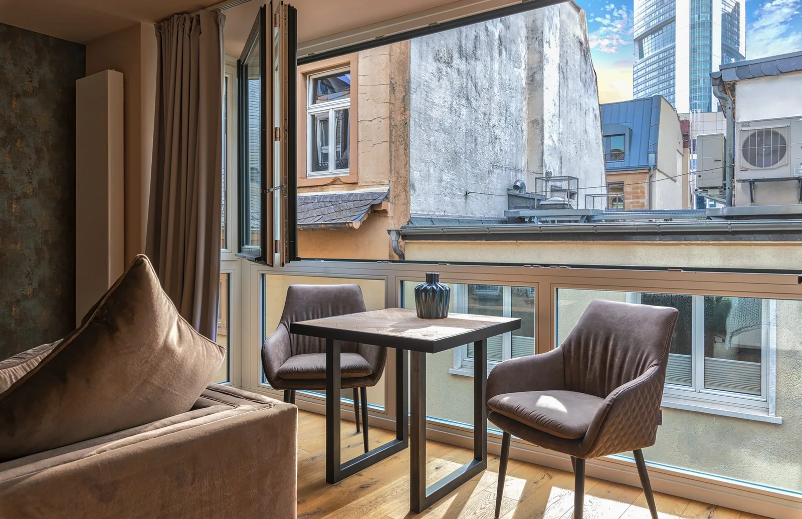 Couva Boarding House – Frankfurt